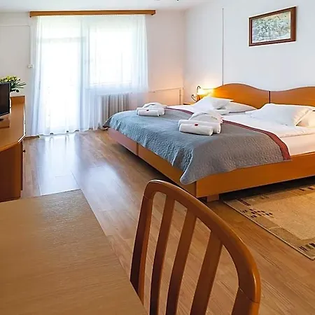 Napfeny Otel